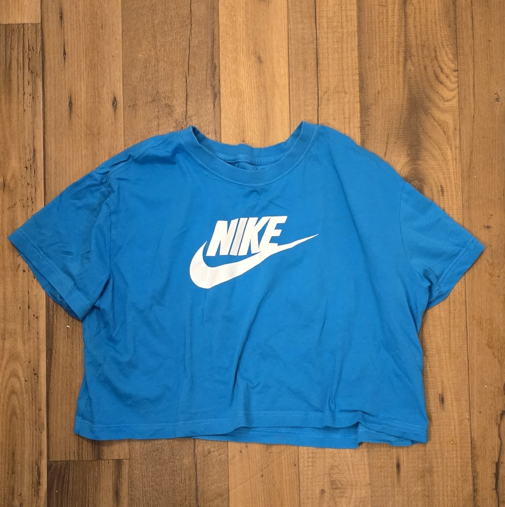 Nike Blue Tee with White Print XL